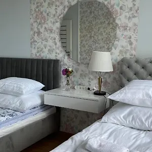 Apartament Centrum Wlodarzewska 30 M45, Warszawa